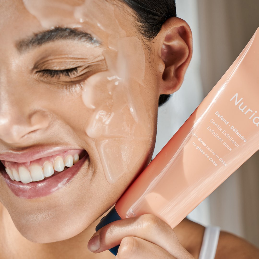 NuriaBeauty's tweet photo. Our new year's motto: Exfoliate the old and reveal the new 👏 https://t.co/pmvf1xhLS7