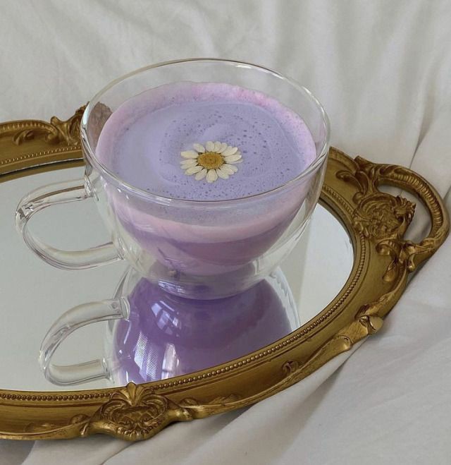 Kaiserstudy's tweet image. ⌕ #studytwt #studytwtbr 📚📖

→ nani | 2008 | 14y
→ ele/dele e ela/dela
→ 9° fundamental 2
→ meta: focar nos estudos e me dedicar mais
→ eu gosto de ler, estudar história, assistir séries e ouvir músicas 

Não sou nova aqui, mas estou buscando novos moots!
♡/↺ = moots