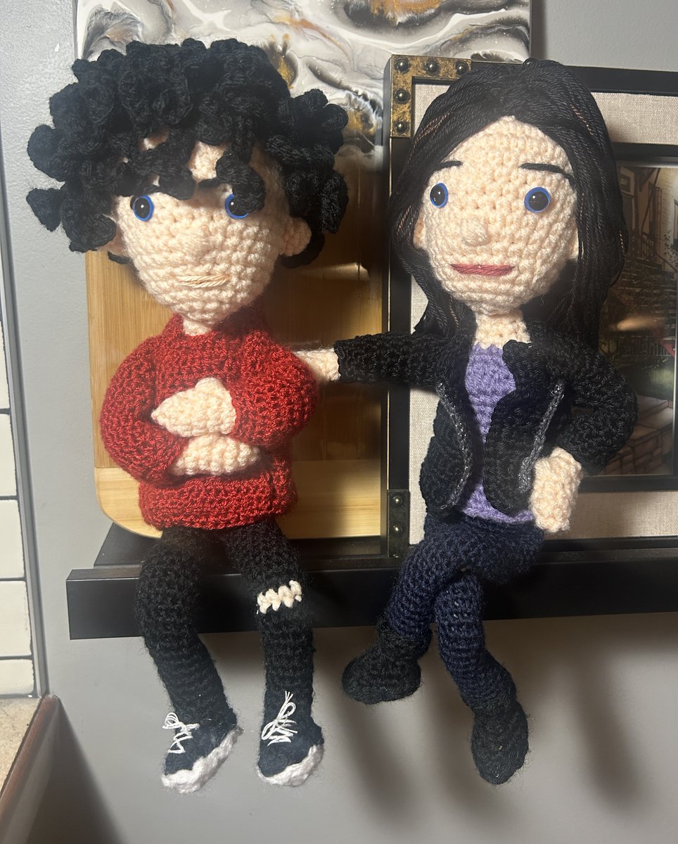 BethSumm's tweet photo. Continuing my creative project with #LoisLane! Now Lois and Jordan are reunited in crochet form. @BitsieTulloch @AlexGarfin #SupermanandLois #crochet https://t.co/BIZMPq5xUb