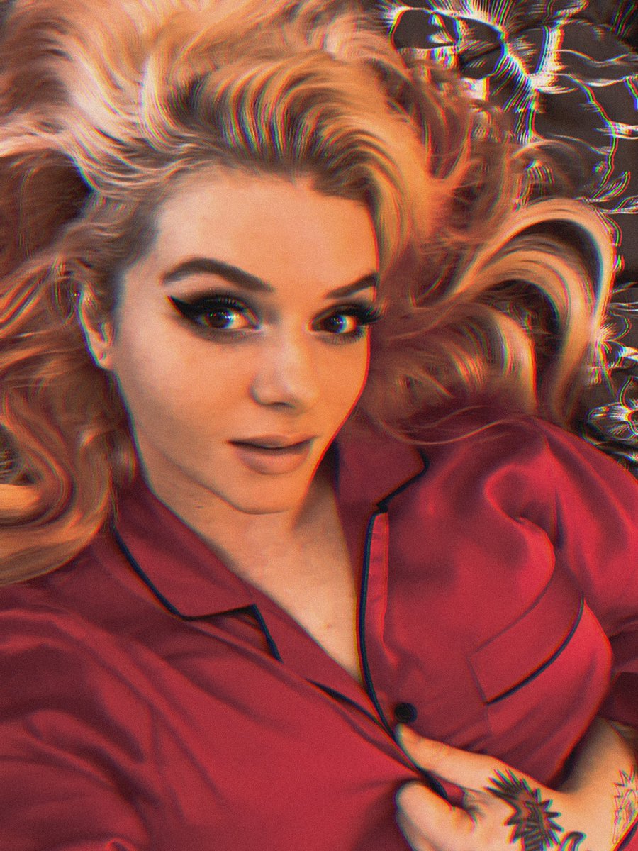 Ms Red 🎂 on Twitter: "RT if your a fan of red silk pajamas 🥵"