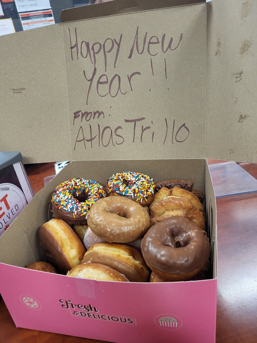 Nothing better than to start off the new year with donuts and PKs!
.
.
.
#HVAC #ProductKnowledge #HomeDepot