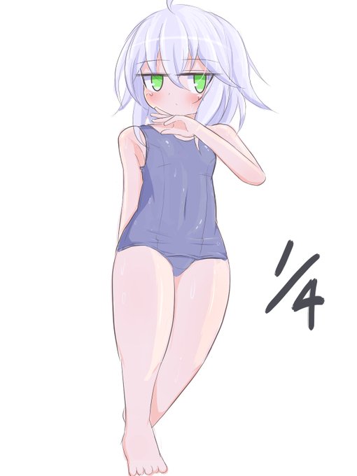 白スクにするか紺スクにするかで脳内で戦争が起きましたマナちゃん。 #毎日お絵かき練習共有 