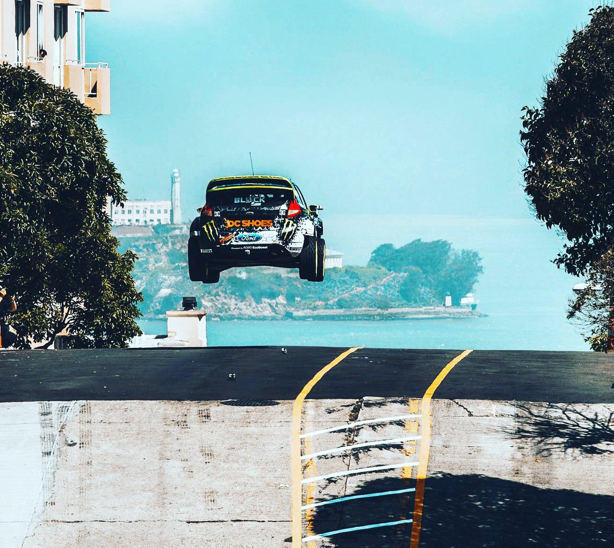 Non si puó che ammirare chi ha deciso di vivere sempre al limite,ciao🕊️✨💫 <a href="/kblock43/">Ken Block</a> #kenblockRIP #KenBlock