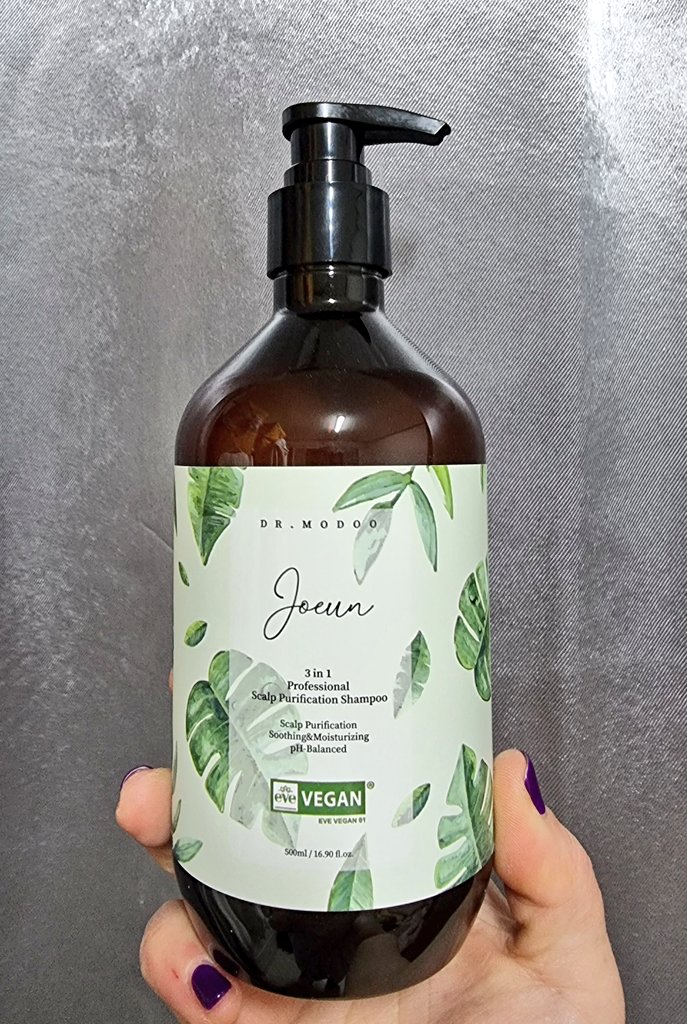 sso927's tweet photo. DR.MODOO
VEGAN shampoo 👍
New Year's gift
thank you lazy~ https://t.co/8IyT8IQcvG