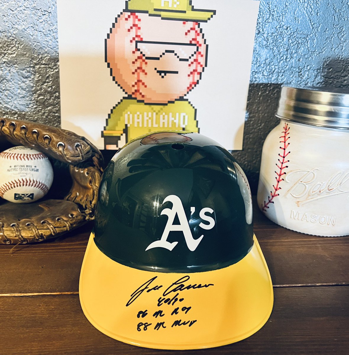 BaseballheadNFT's tweet photo. GM GM! Tonight at 5pm EST/10pm UTC we are drawing the winner of the @JoseCanseco autographed helmet!
Mint or Hold of the teams Jose played for & you'll be entered to win: https://t.co/4g3IBBkmJt
More Details in Discord: https://t.co/EmQpEm0GiD
#BaseballNFTs #Baseball https://t.co/LSIv6t8wmT