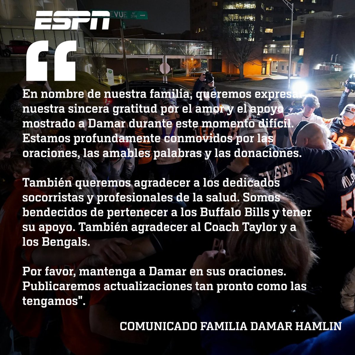 NFLLive_esp's tweet photo. "Mantengan a Damar en sus oraciones"

El mensaje de agradecimiento de la Familia de Damar Hamlin. 

 🙏 🙏 🙏 

https://t.co/dFG7pn9Rzi https://t.co/R9Vs5e7Sw3