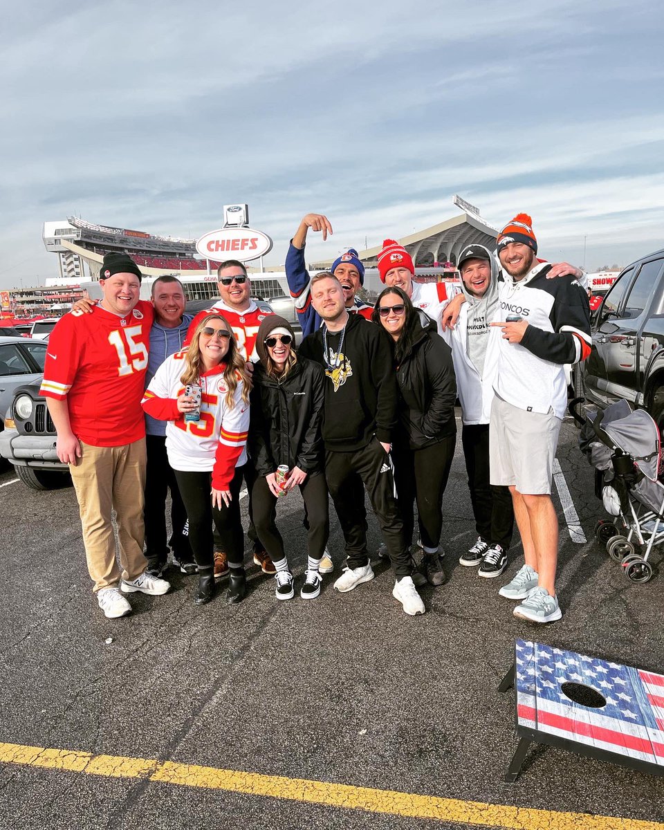 CoachYoung08's tweet photo. A weekend to celebrate a Chiefs win and an engagement!! My brotha executed it to perfection. The Chiefs also extended their win streak to 15 games over the Broncos 🔥🔥🔥 https://t.co/vvlvGm79VK