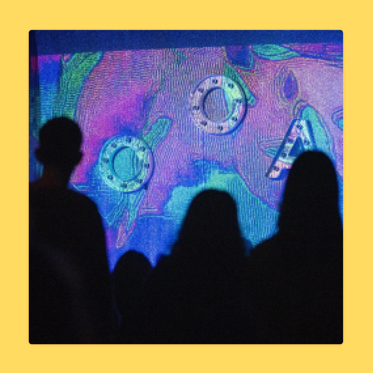 Vom 15. bis 19. Februar 2023 startet das One Of A Million Festival wieder in Baden durch. Mit 36 Acts aus 16 verschiedenen Ländern wird es einiges zu hören und bestaunen geben.

 👀 Zur Vorschau: orangepeel.ch/2022/12/vorsch…