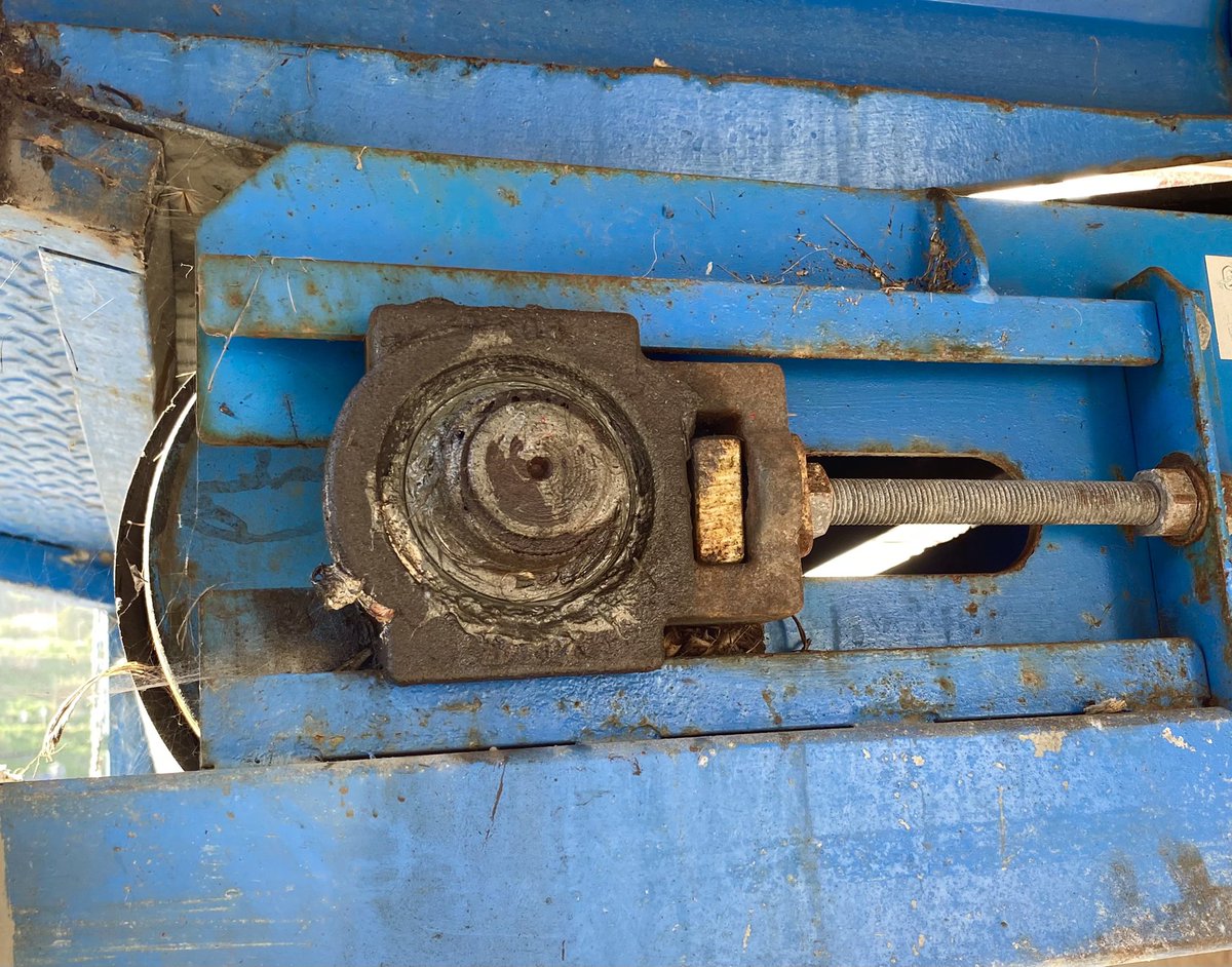 Will try to post more content here this year.. LinkedIn is my preferred platform.. here’s what I found on holiday, visited Sugar Cane plant so I set about rotating inspections 🤣
Engineer on Holiday👏