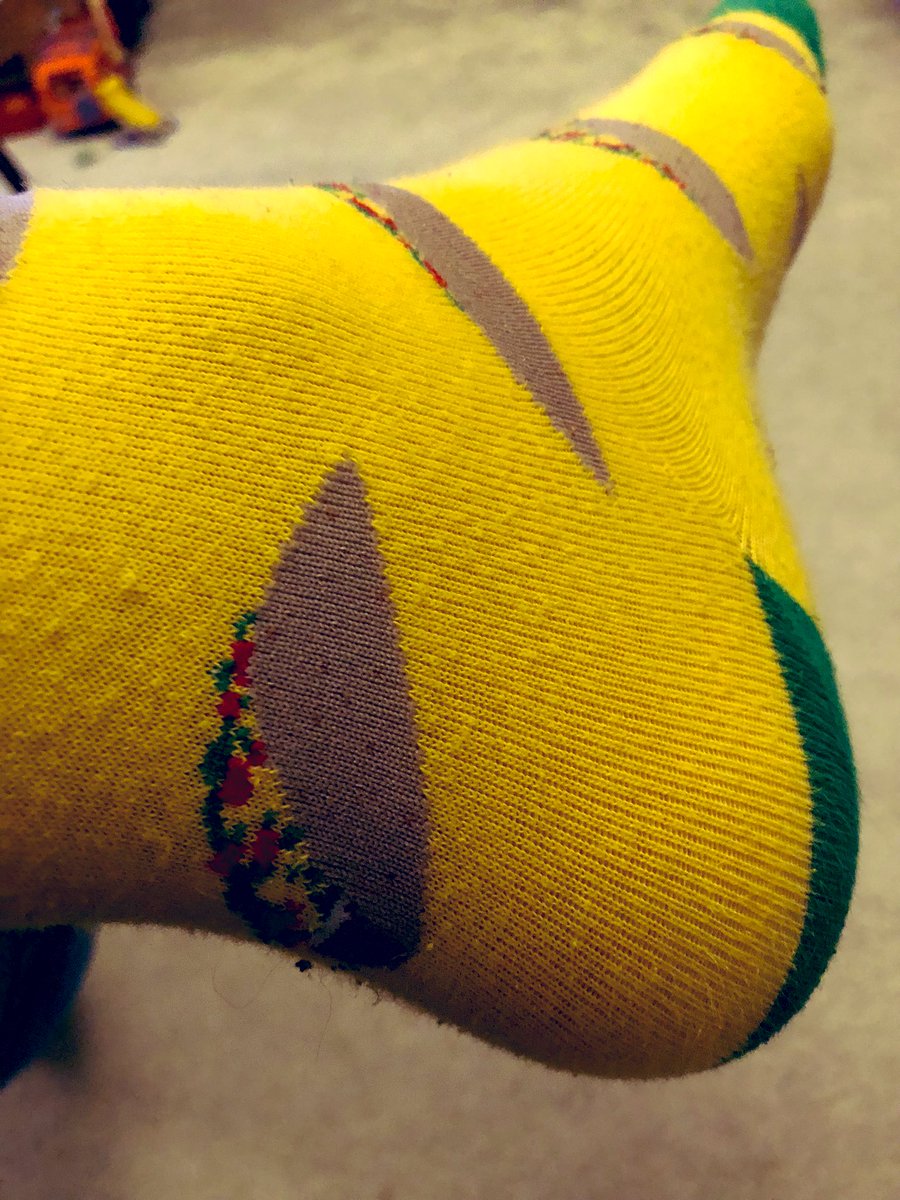 My ‘Taco Socks’ aren’t helping my Jan diet motivation.  Luckily I can use #SmartHealth from @AIGLifeUK to provide #nutrition and #fitness plans 
#IWorkForAIG #2023NewYear #Xmassocks