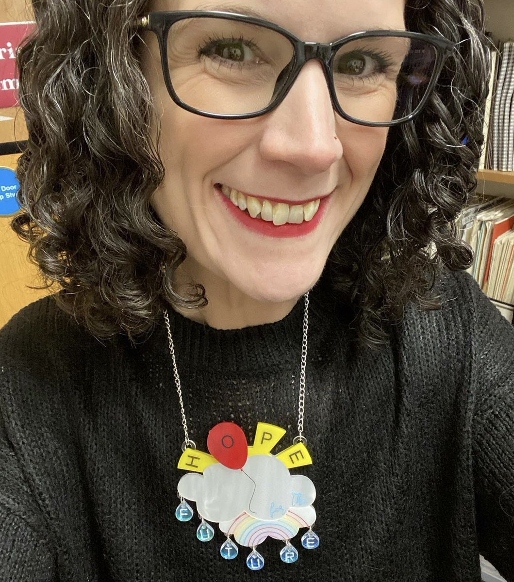 PigletJewellery's tweet photo. Sharing Carla's first outing of Hope for the Future...a perfect piece to start off the new year. 🌈 ☀️  
 
📷: @carlacantsleep 
 
#littlepigjewellerydesign #spreadinghope #hopeforthefuture #newyearjewellery #newyearnewhope #renewedhope #futurehopes https://t.co/yfu3FgLQdE