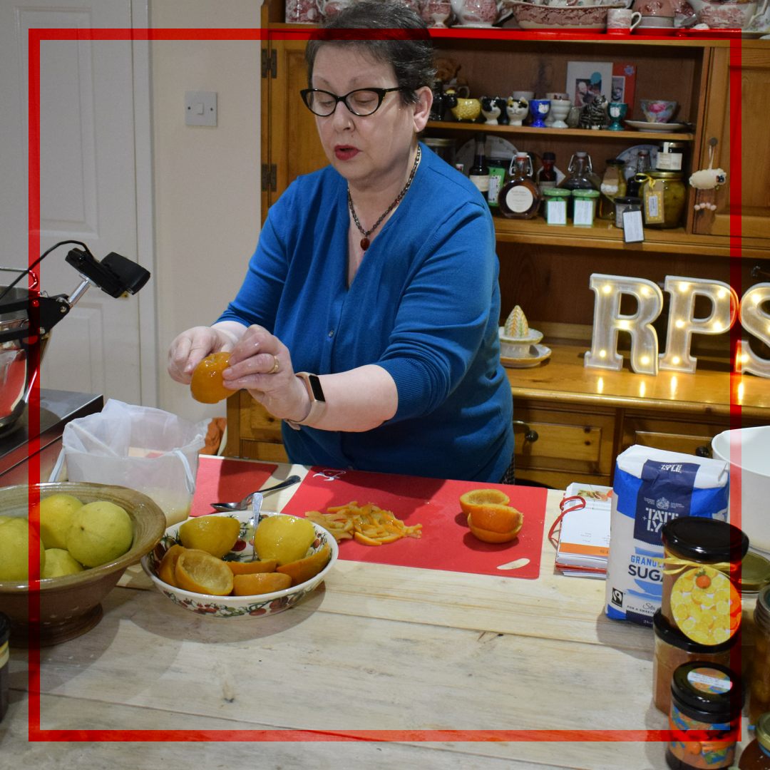 If you need help with making Marmalade then look no further.
 
Here's Rosie taking you step-by-step on the road to magnificent Marmalade.

lovejars.co.uk/rosies-preserv… 

#marmalade 
#sevilleoranges
#preserving