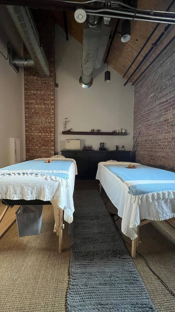 Who else could use a new year wellness retreat at @kosaretreat ? #kosa #kosawellness #ayurveda #spa #wellness #newyear #madisonwi #garverfeedmill #wisconsin #destinationmadison instagr.am/reel/Cm9fb9OKC…