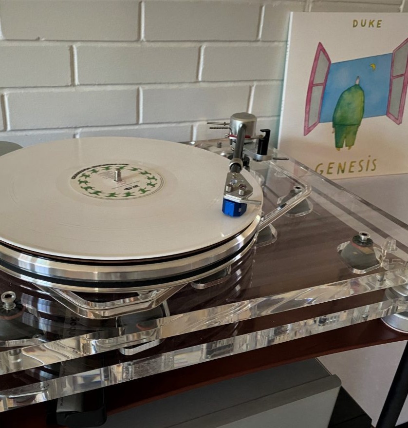 VertereLtd's tweet image. It’s the new year and you have to choose your first record of 2023. What will it be?   
.
.
#vinyl #vinyljunkie #audiofile #vertere  Photo: Parttimeaudiofile.com