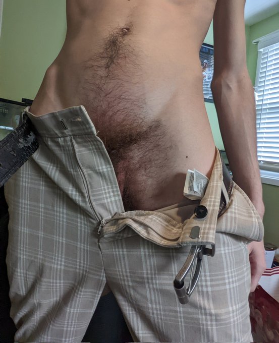 Love these pants so here's Abit of a strip tease https://t.co/Fzy30rtacu https://t.co/zTew46WQrO