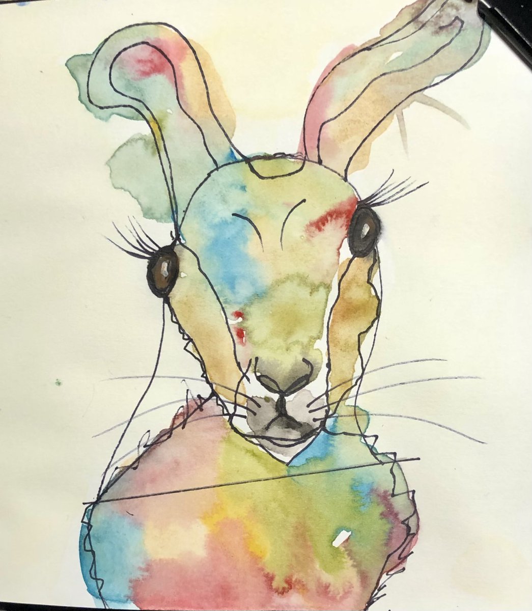 janpot1's tweet image. #happynewyear #sketchingchallenge #karenabend #gaiamarfurt two of these began with a shape which you had to interpret in any way.