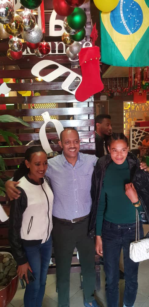 ናይ ኢትዮጵያን ኣዲስ ኣበባን ኣትሌቲክስ ፌደረሽን ፕረዝደንትታት ብሓደ ብምዃን ተጋሩ ብምዃኖም ጥራሕ ኣብ መሰልጠኒ ወንዶ ጢቃን ኣርባ ምንጭን ንልዕሊ ሓደ ዓመት ታሲሮም ዝፀንሑ እስፓርተኛታት ..facebook.com/10000416835314…