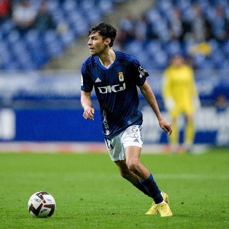 RealOviedo's tweet photo. 🤝 El #RealOviedo agradece a Alonso Aceves su entrega y profesionalidad durante el tiempo que ha vestido nuestra camiseta 💙