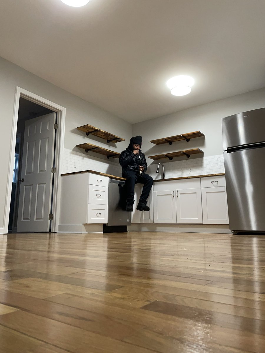 New Year, New Crib…
Thank God &amp; My Angels 🙏🏽🖤…