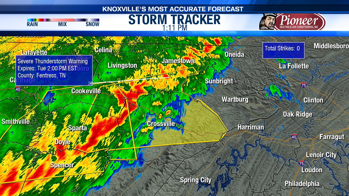 lucky13wxman's tweet image. A Severe Thunderstorm Warning has been issued for Cumberland and Fentress Counties through 2 pm.  60 mph wind speeds will be expected with this storm - be sure to head indoors!  #TNwx #WATEwx 
Details: wate.com/weather/weathe…