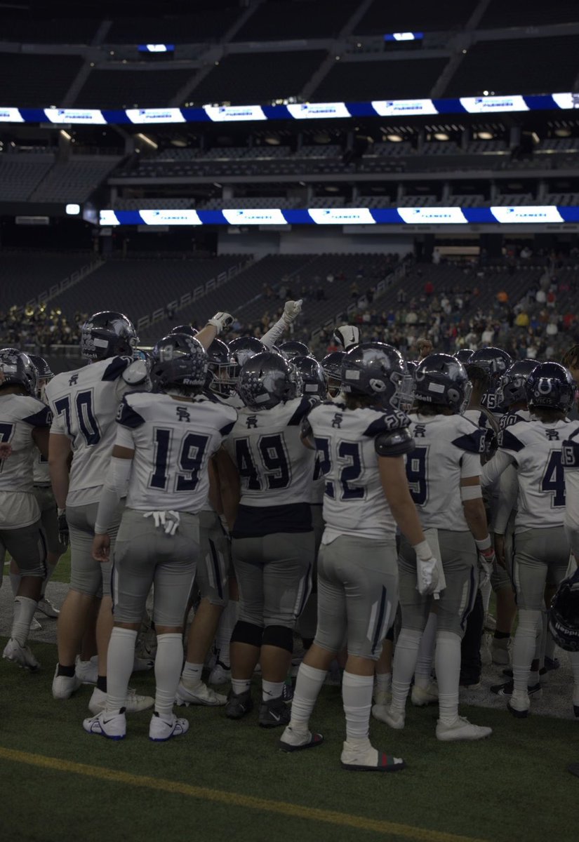 datzdevon's tweet image. Great Moto our coach taught us as DE’s @_coachgibbslv “GATA” (Get After That Ass) great coach and mentor by him teaching us to fight on me and my brothers took a lot from this moto and live by it now. Thankful for the guidance and a great mentor