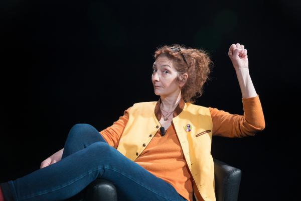 🔵"Les Grands Entretiens" de Daphné Roulier, sur le thème de la #résilience avec

🔹 Sylvain Tesson
▶️ Corinne Masiero

📺 Tout de suite, #GrandsEntretiens sur LCP/LCP.fr #canal13