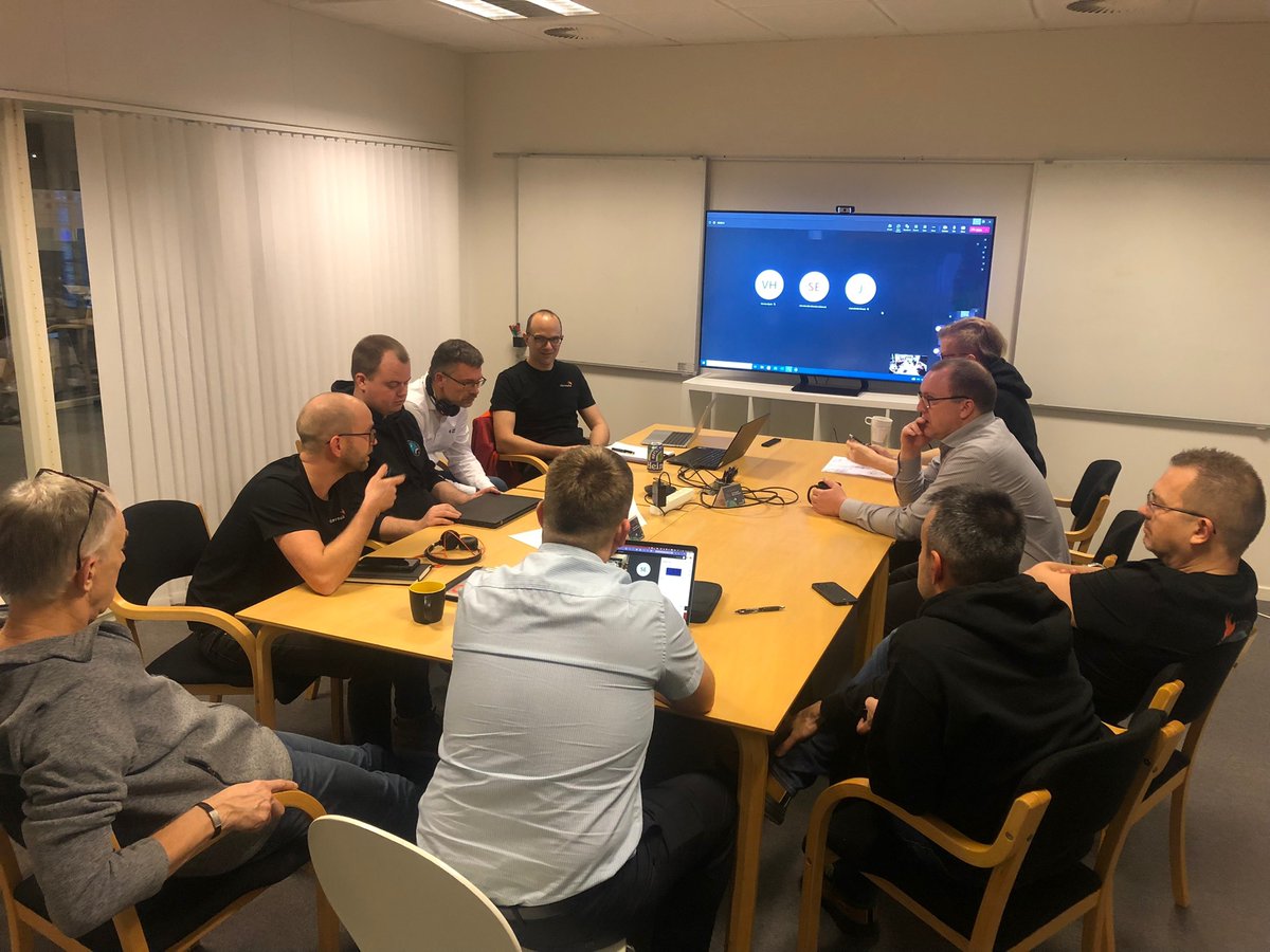 Fine tuning on our procedures. Connecting to our satellite is the next step.  #sternula #satellite #connectivity #innovation #maritimeindustry #danmark