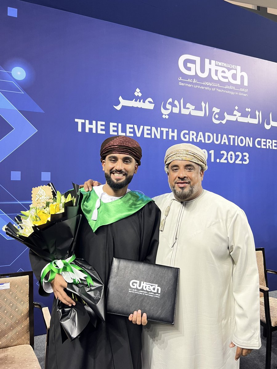 m_mukhaini's tweet photo. الحمدلله الذي بفضله تدوم النعم و تعمُ البركات ،الحمدلله باسط الارزاق .. الحمدلله من قبل  ومن بعد .. حفل تخريج ابننا عمار @Al3gof  من الجامعة الالمانية @GUtech_Oman  جعله الله قرة عينٍ لأهله و مخلصًا لوطنه ، (فَٱللَّهُ خَيْرٌ حَٰفِظًا ۖ وَهُوَ أَرْحَمُ ٱلرَّٰحِمِينَ) https://t.co/RNy2SF4Xun
