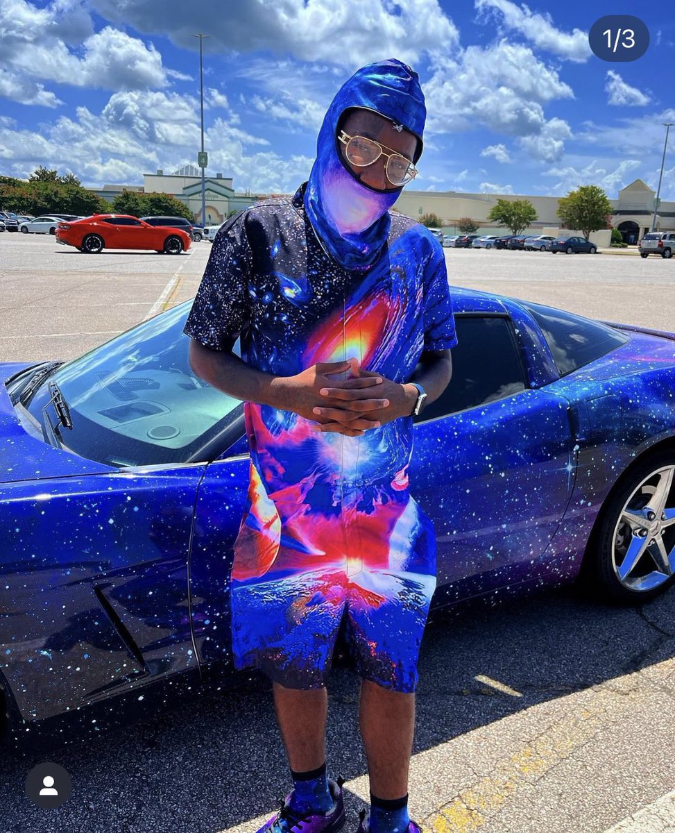 Iuhwalk's tweet photo. galactic shiesty when they least expect it https://t.co/rwmgISsRJQ