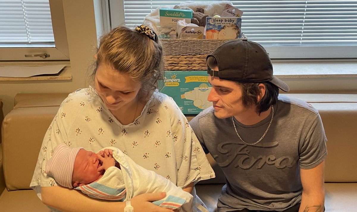 Baby New Year has arrived!
The first baby born in 2023 at Blount Memorial arrived at 9:28 p.m. on Sunday, Jan.1.
Oliver Reed Poe was born to Josalynn Poe &amp; Wesley Davis of Walland &amp; weighed 7 pounds &amp; 4.8 ounces.
Welcome baby Oliver &amp; congratulations to his family!