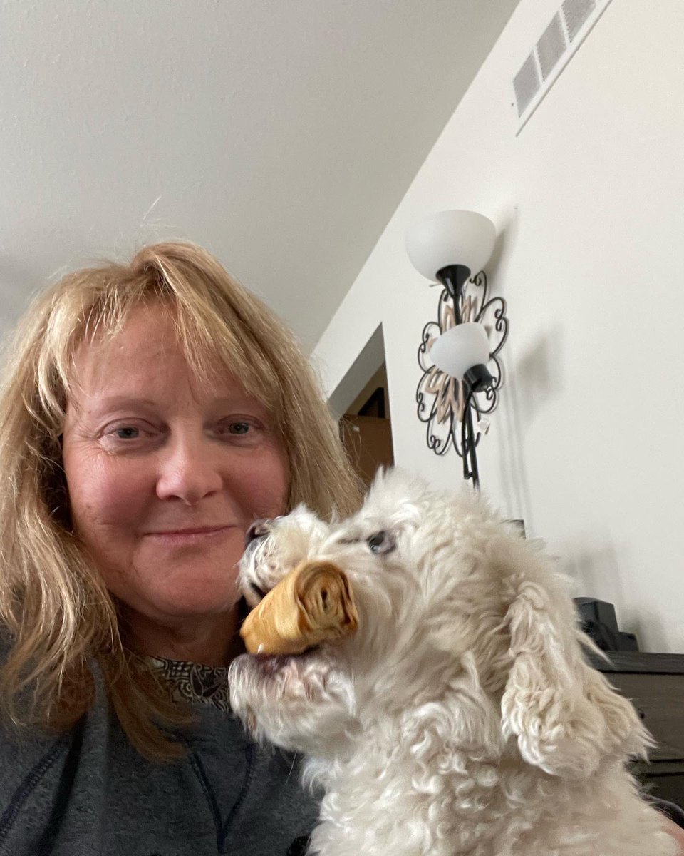 dawn tush tweet media