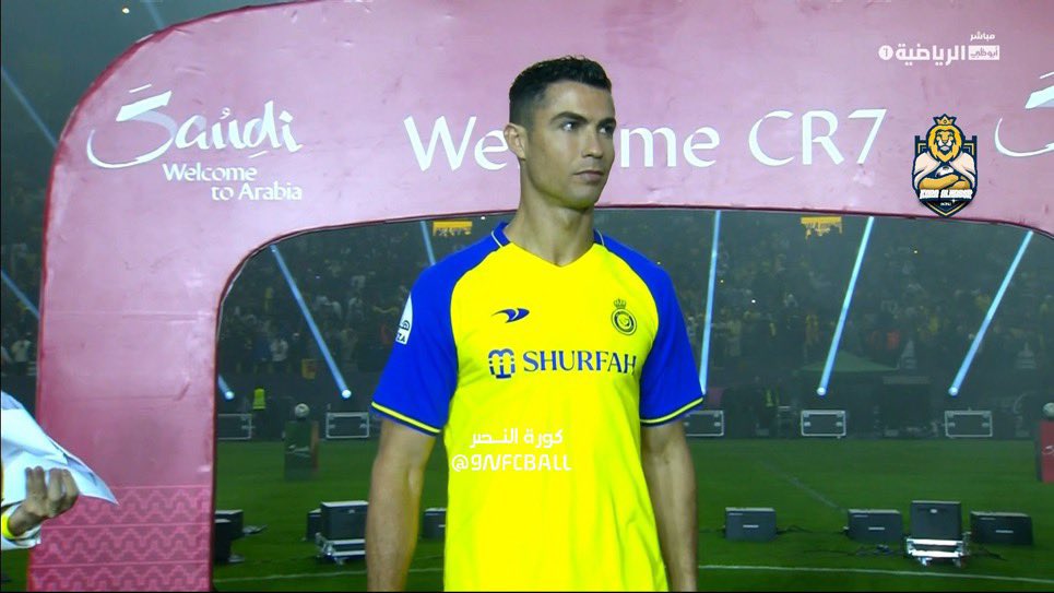ahmshi1's tweet photo. احبك يا نصر والله احبك 💛💙
#CR7𓃵 #كرستيانو_رونالدو https://t.co/gF74sspWvF
