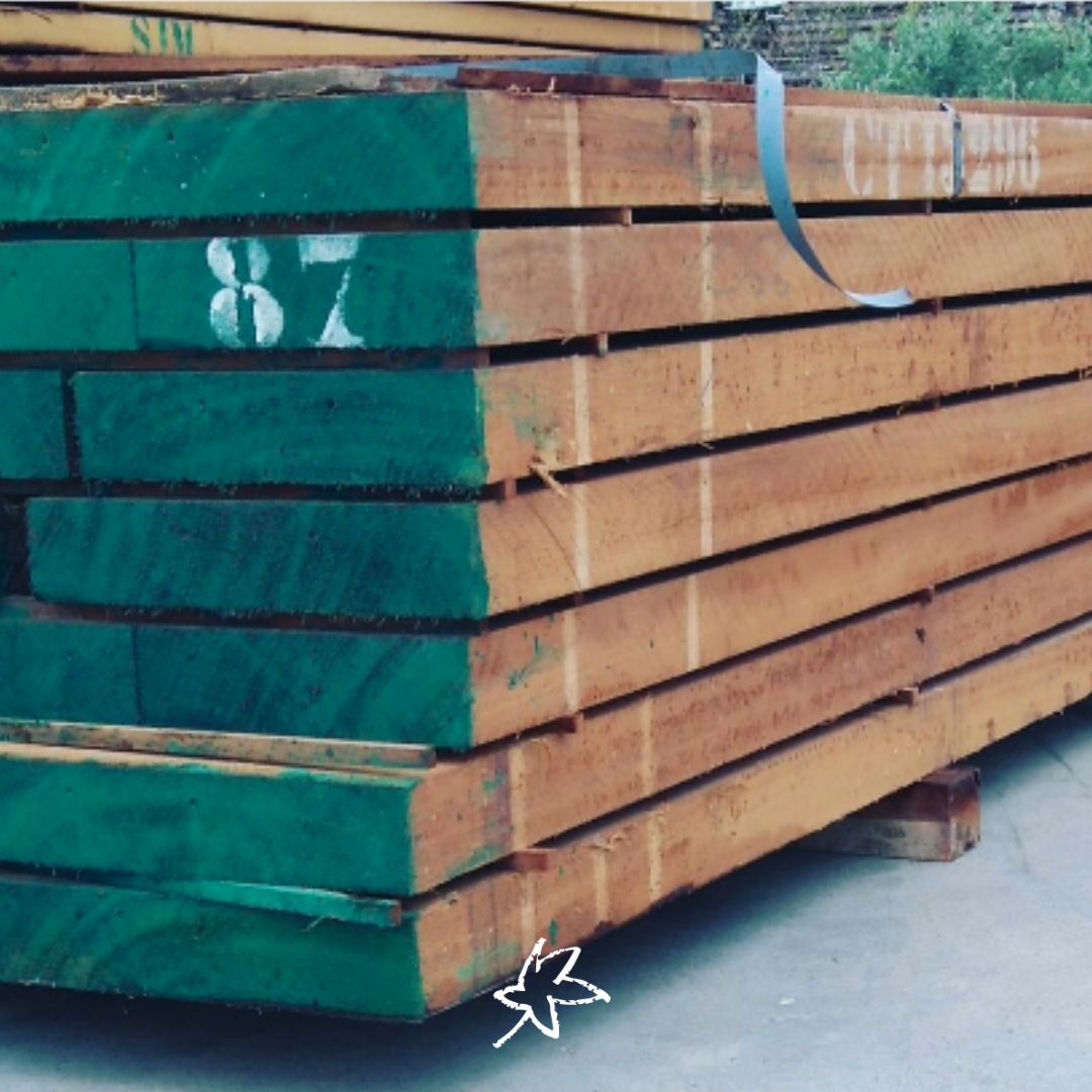 MajofesaMaderas's tweet photo. ¿Qué sabes de la madera de Iroko?
Nosotros te contamos que es una de las maderas más duras de las que disponemos 💪 y su uso es ideal para exteriores, por su resistencia a la putrefacción y al desgaste. 💯
#madera #iroko #maderadeiroko #maderaresistente https://t.co/5vqzZveAsa