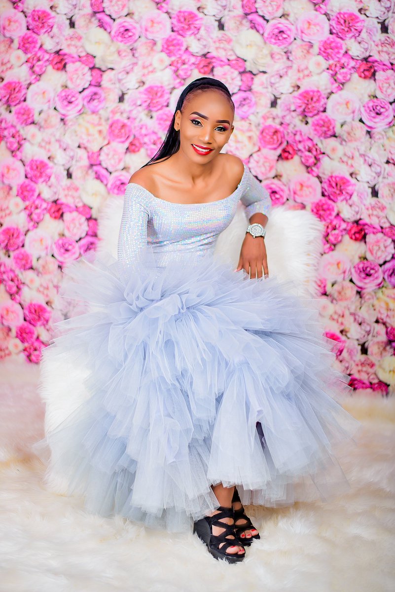 Not every man sleeps after sex, the married one still have to drive home...!!!
Nyt.