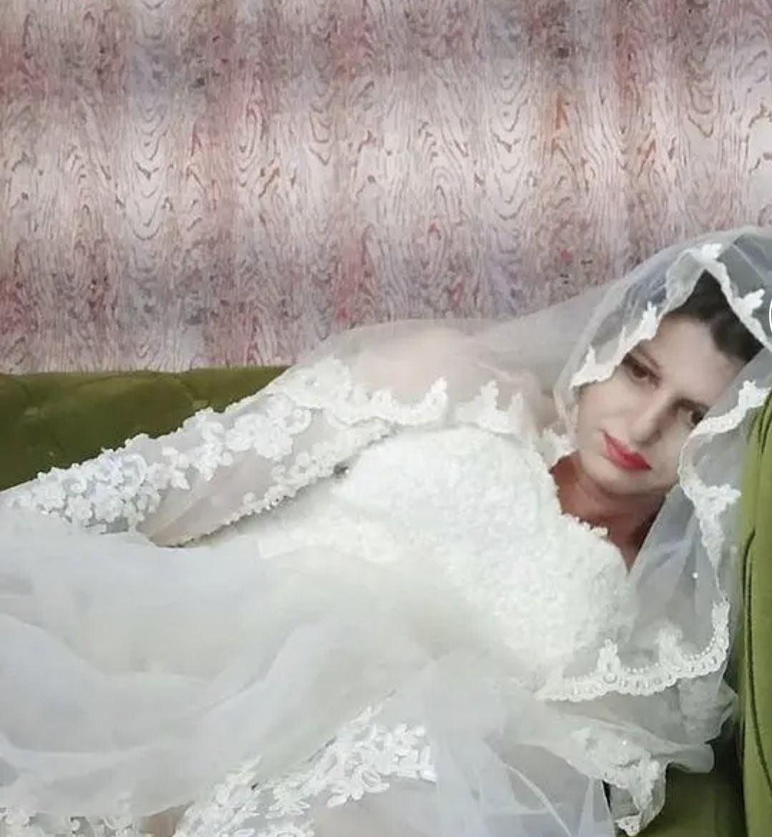 onlari her gordugumde aglamak istiyorum