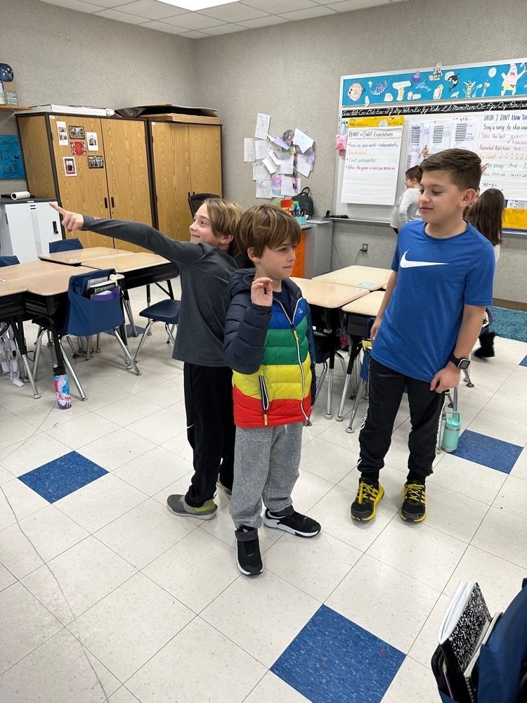 WPSCoolidge's tweet photo. Can you give directions to make them copy each other? Thank you Ms. Dulmage for teaching me the activity copycat to do in 3S! We had so much fun! #brainbreak https://t.co/QUyLdlnGIq