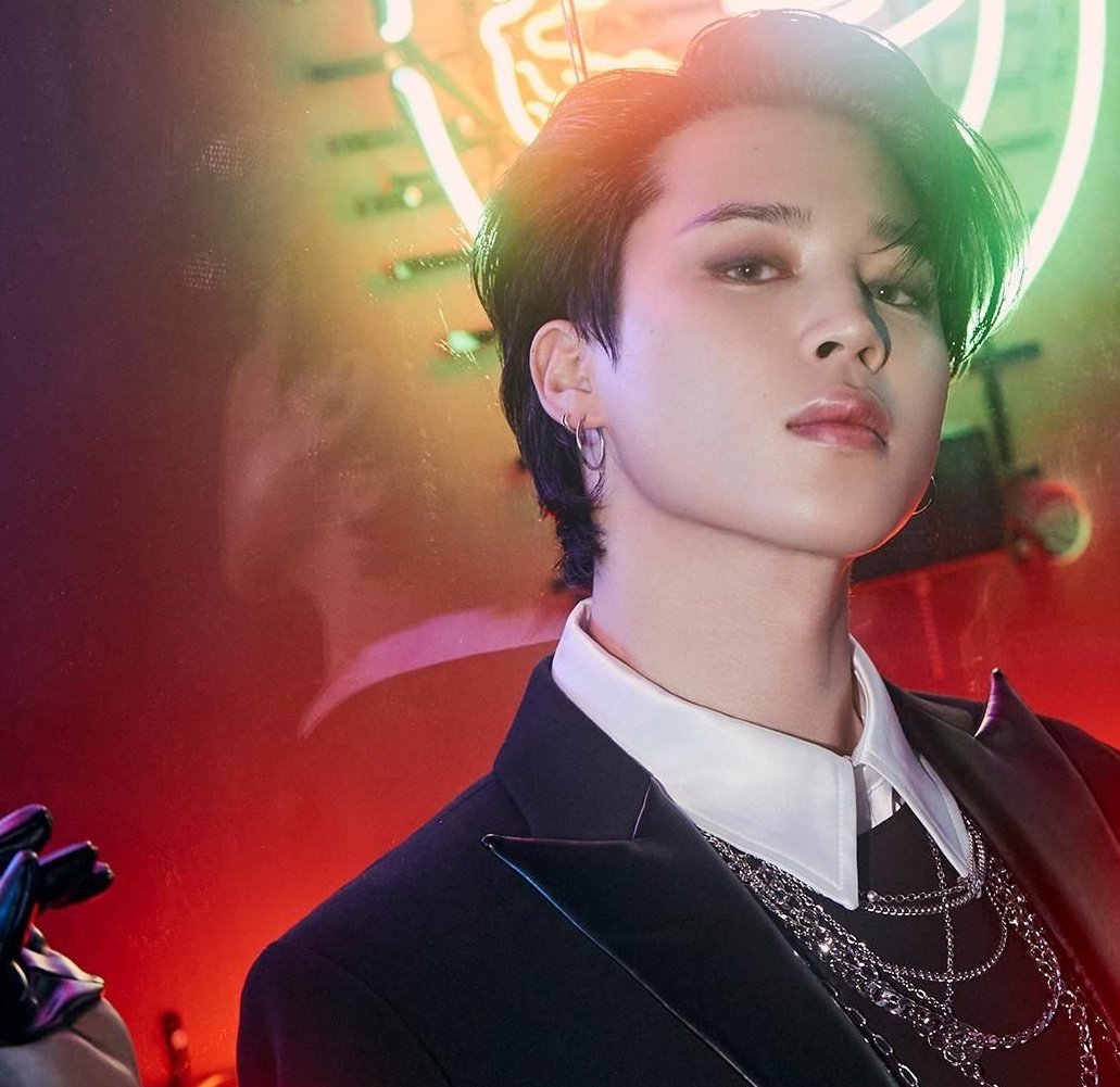 ymkive's tweet photo. #jikookau onde
Jimin é um espião da CIA infiltrado da inteligência coreana em busca de informações
ou, onde o agente 07, Jungkook, é designado a ser parceiro do Park em uma missão. https://t.co/LPZe2efEAr