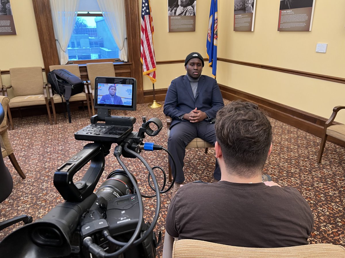 COPALMN's tweet photo. COPAL at the Minnesota State Capitol calling on our legislators to restore access to driver's licenses for all! The lack of access to a driver's license in Minnesota for the undocumented community jeopardizes everyone's safety.
#COPALPresente #LicenciasParaTodos #Licenses4All https://t.co/btutzWIbhw