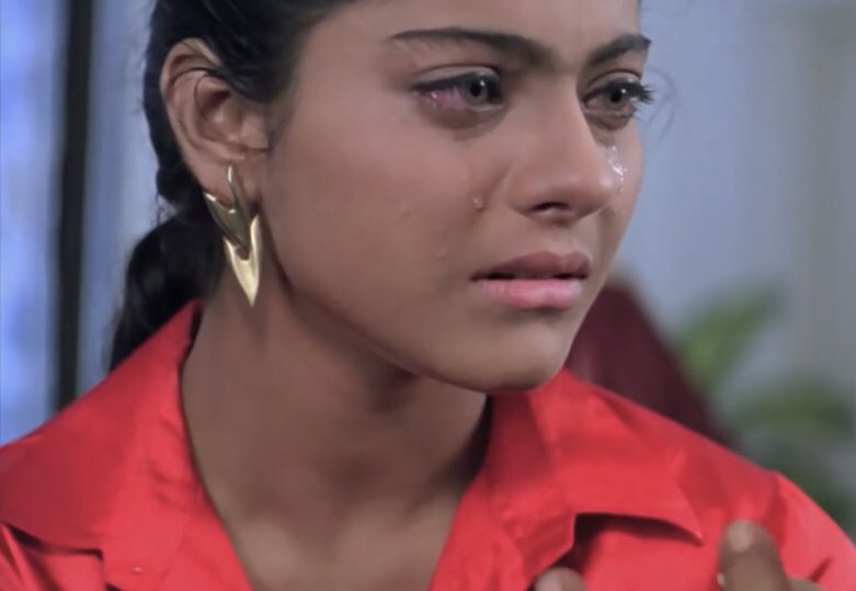 bwoodscreencaps's tweet photo. kajol in baazigar (1993) https://t.co/wzjD3SiuUA