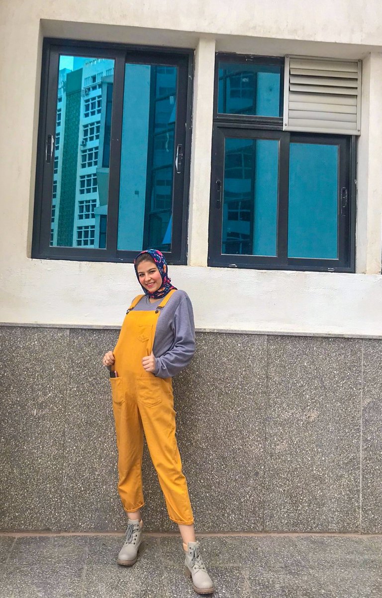 MennaHa07858461's tweet photo. انا والامتحان مكنش لينا حل😂🧡🧡 https://t.co/dzDPI53zHL