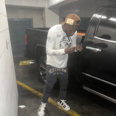 craigboybrown's tweet photo. #NewProfilePic https://t.co/AS62hz0XHC