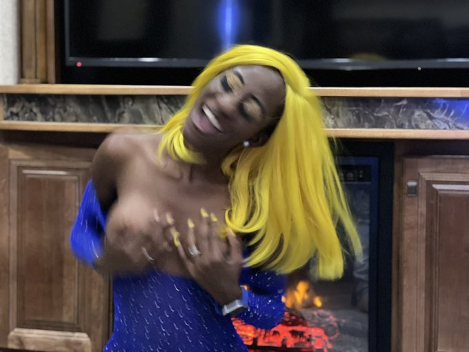 When your girl send you the blur pic https://t.co/Wa6bgzGX8p<a href="/tag/phmodelcontest"class="tags"><span>#phmodelcontest</span></a>