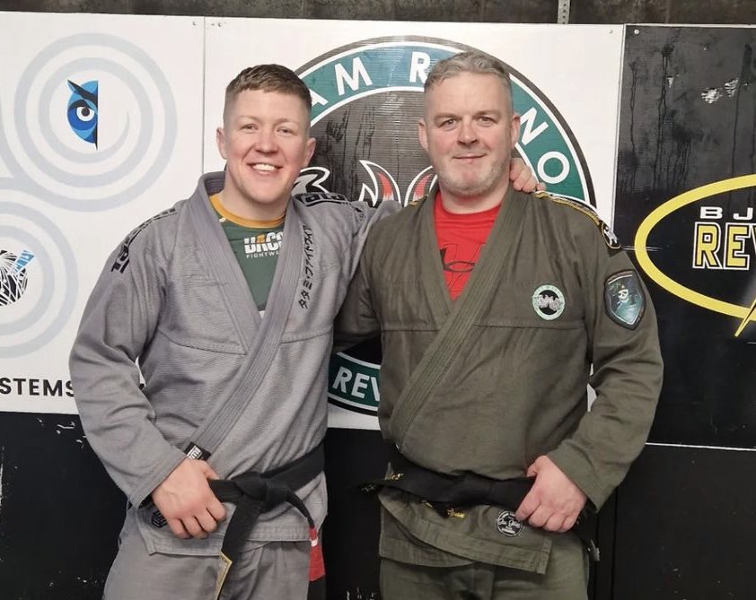 Energized_Show's tweet photo. @teamryano duo @bjjnorthside & @RedserMma are on tomorrow’s Energized Show👊🇮🇪
Discussing Andy’s time with @IMMAAOnline , Redser competing this year & more mma craic💯
#MMA #IrishMMA #TeamRyano #AndyRyan #PaulRedmond #EnergizedShow #UFCFightPass https://t.co/TA91VOIW87