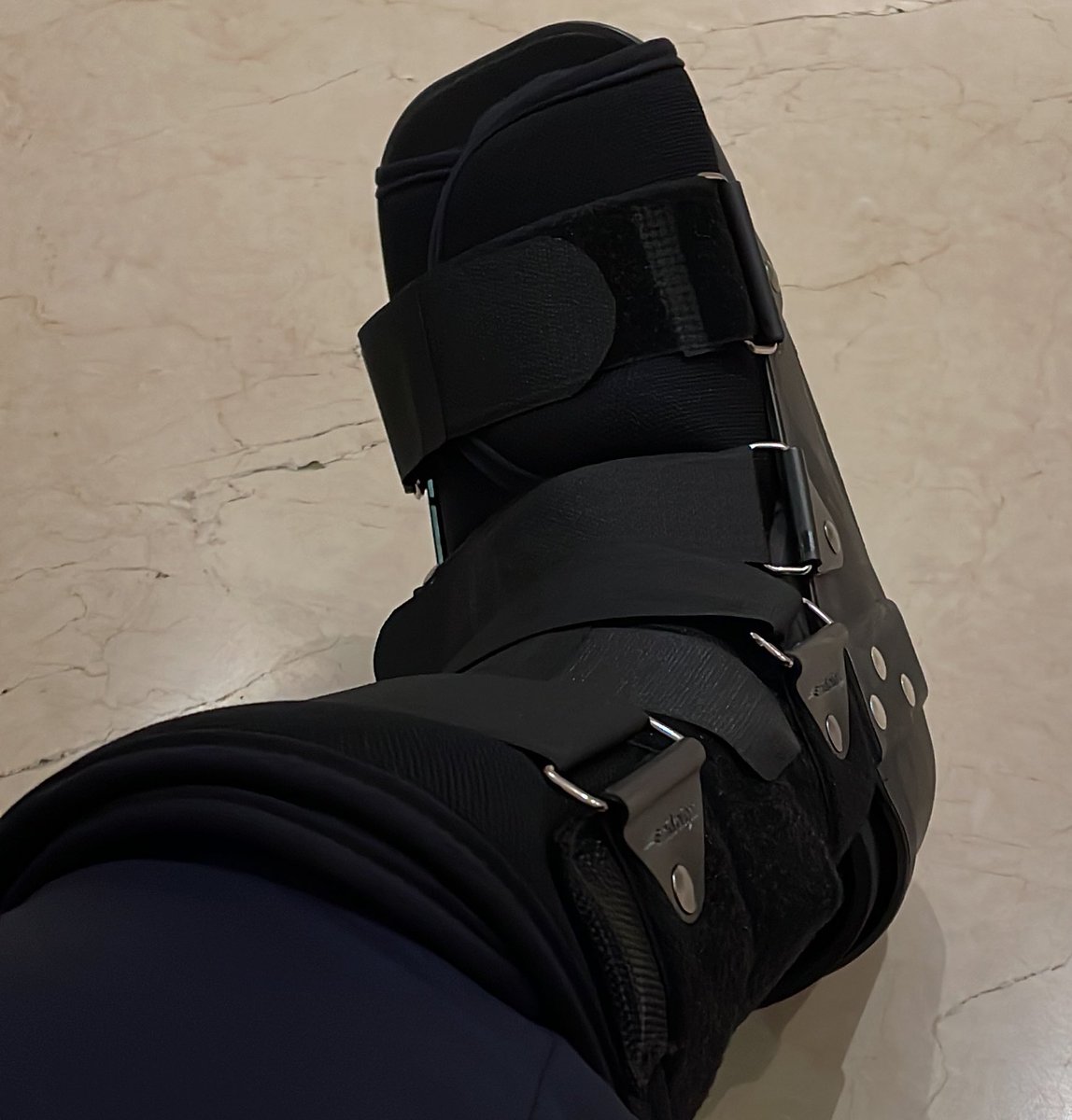 Emmanuel Kamarianakis tweet media