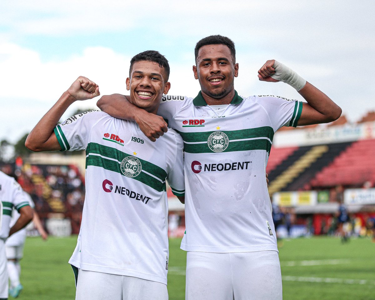 VITÓRIA NA ESTREIA🚀🚀

Na primeira partida pela Copinha, o Coritiba vence o São José-RS por 2x0.

Foi um jogo muito truncado, principalmente pela condição do gramado, destaco taticamente as atuações de Henrique Melo, Pedrinho e Marcos Sátiro.