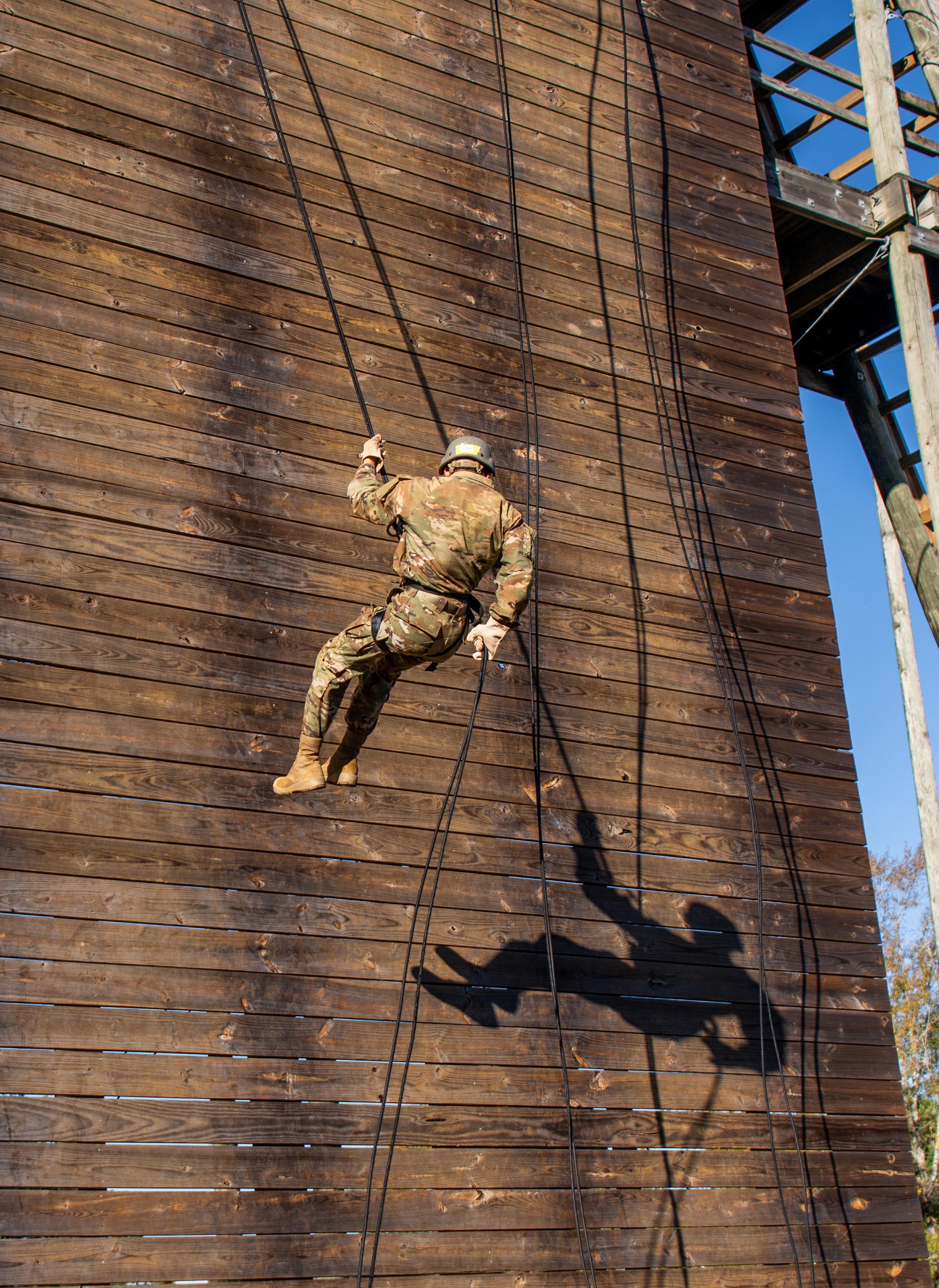 US Army Maneuver Center of Excellence on X: Lane one on belay! Rappel  towers are platforms used to safely practice the technical and tactical  skills of rappelling. @USArmy #OSUT trainees use the