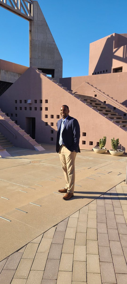CeddyCed81's tweet photo. After 20 years of Midwest living, I'll be moving to the Southwest. Come Fall '23, I'll be an Associate Professor of English at Arizona State University! https://t.co/Lhqj9kC12H