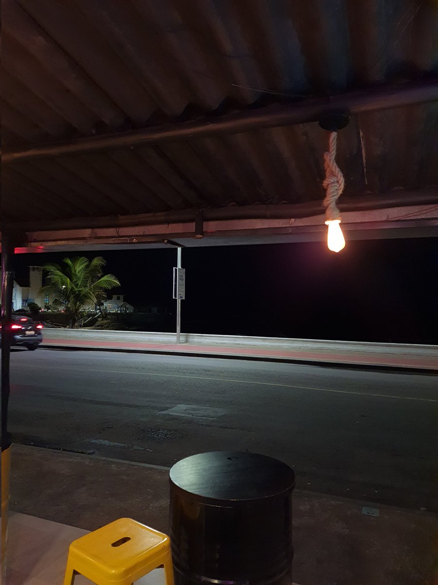 aIfazema's tweet photo. off do off eu penseo assim q eh tao misterio e lindo morsr em capital no litoral pq a cidade cresce crescee PUF de repente para pq no madar nada se constroi... https://t.co/N5fB9eDkNJ