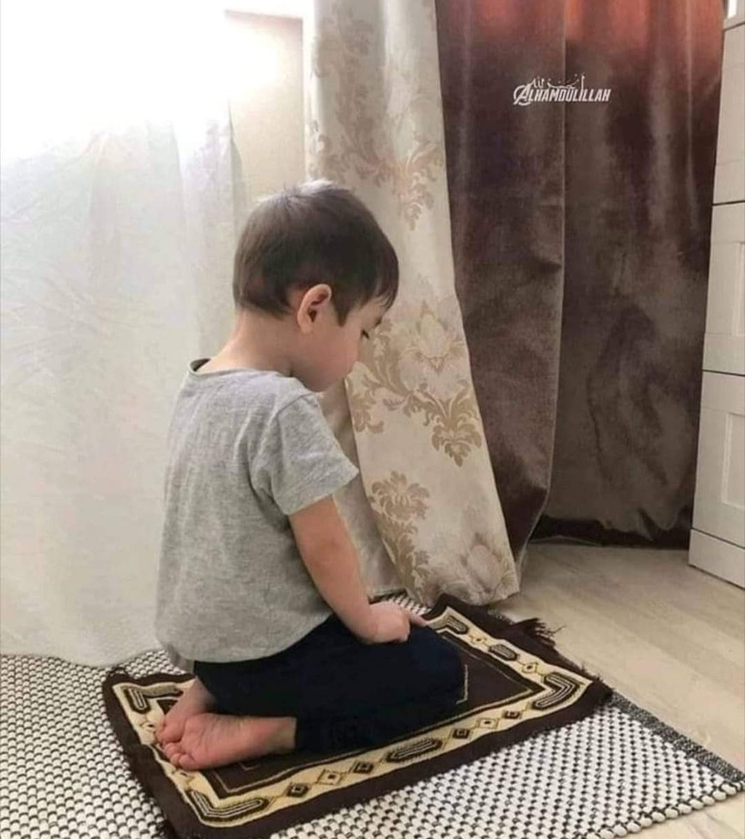 imoon_afridi's tweet photo. Teach your children salah when they're young, and you won't struggle when they're old.

#Salah #KeyToJannah

[Retweet] https://t.co/P8VKTIHXqi