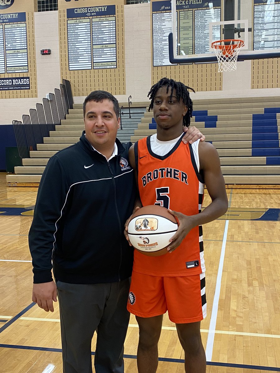 RiceADCoachCal's tweet photo. Congrats to Warrior senior @_Johnblackwell1 on reaching 1000 points tonight!! Great milestone and more to do!! https://t.co/d7z0s1rOyb